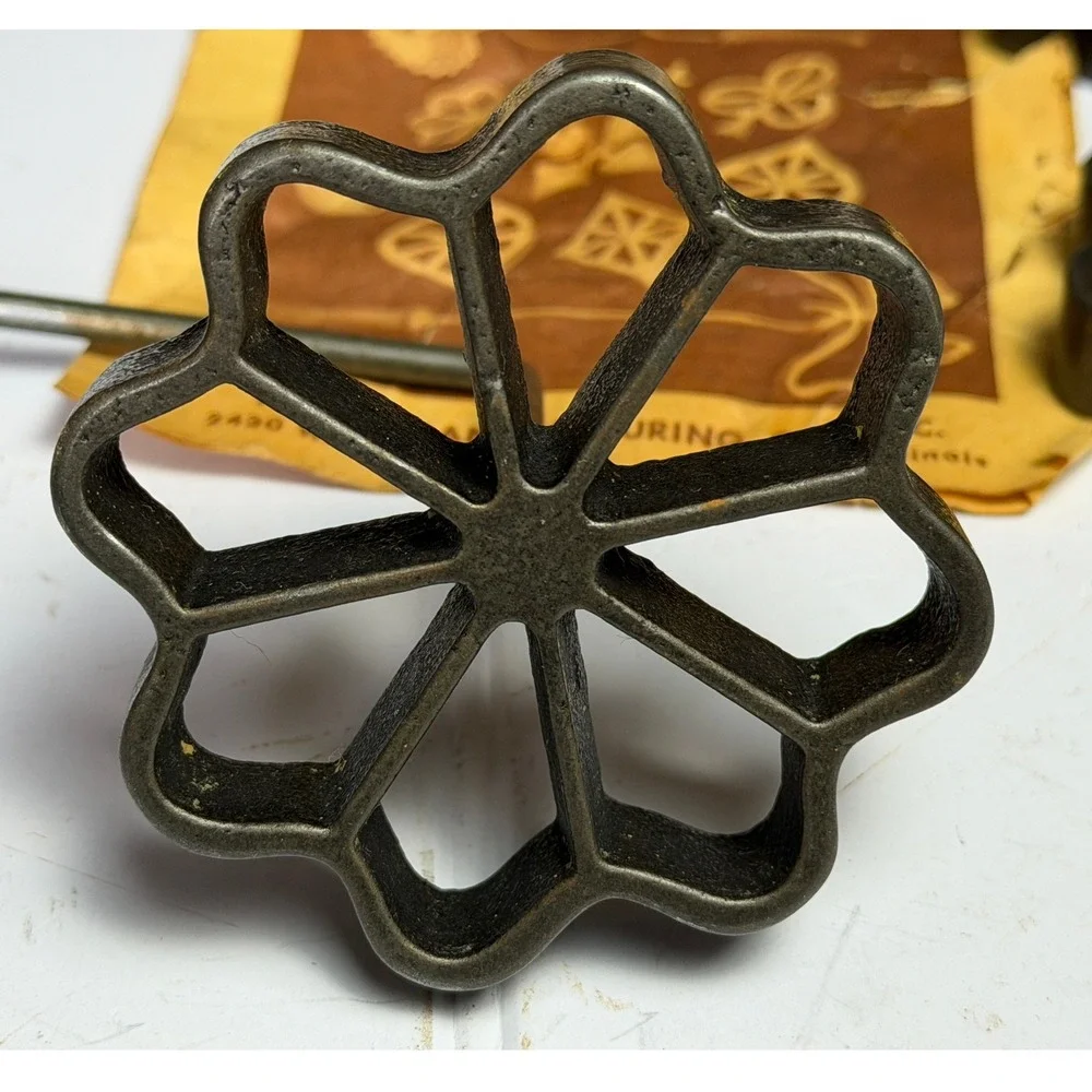 Vintage Hirco Party-Patty Rosette Iron Set-Cast Metal Molds - 15 pieces w/manual